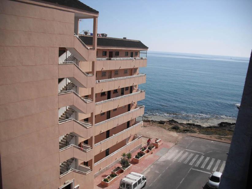 Splendido Appartamento Fronte Mare Vista Spiaggia - Prima Linea Mare Torrevieja Exterior photo